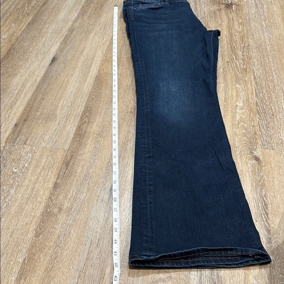 Kut from the Kloth Size 14 Blue Boot Cut Jeans with Classic Style - Picture 6 of 14